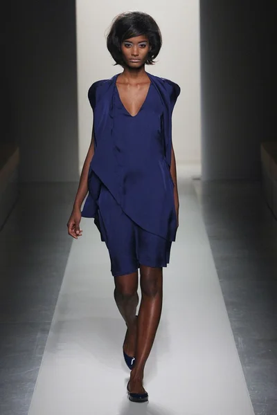 Look 28